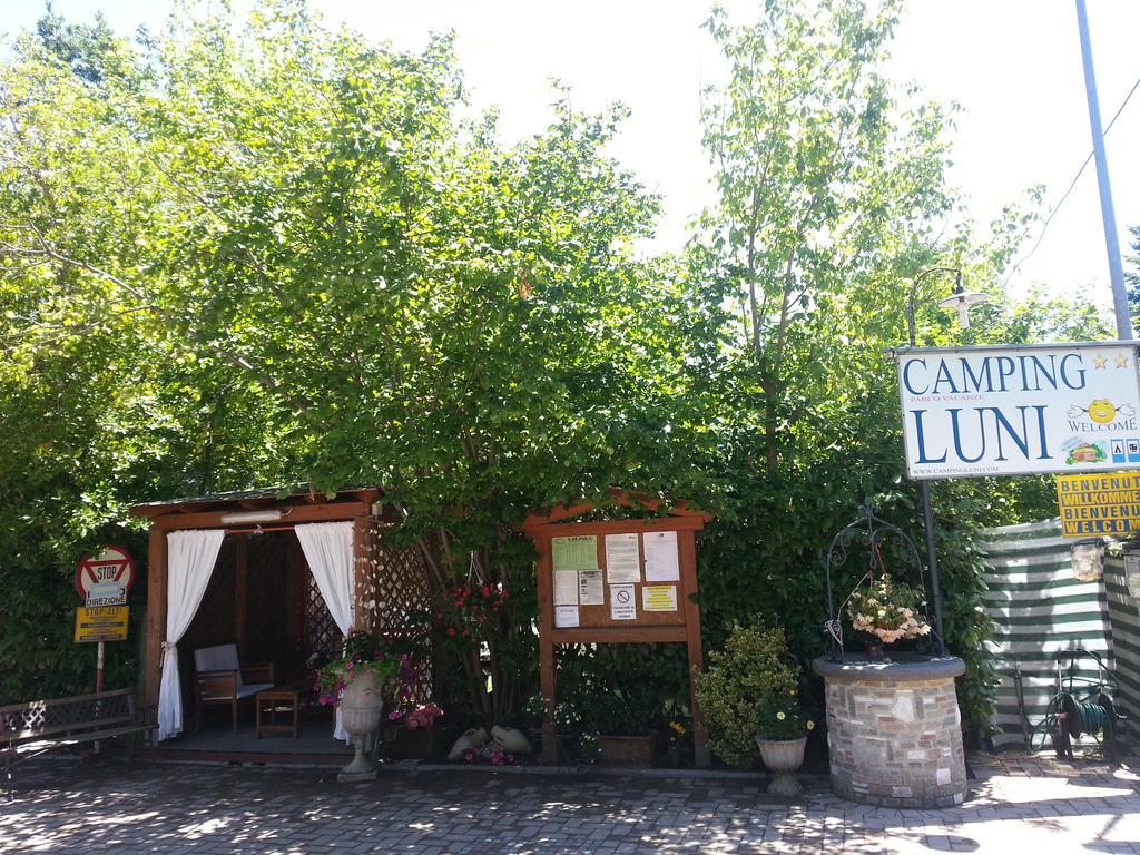 Camping Luni Marina di Massa Luaran gambar