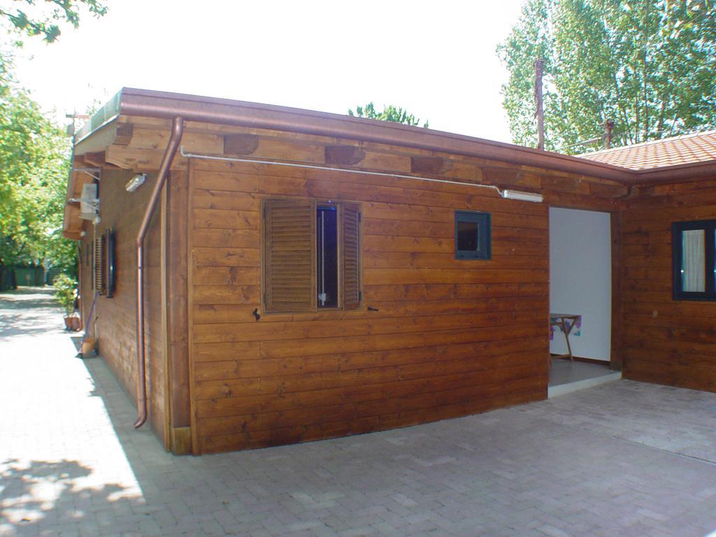 Camping Luni Marina di Massa Luaran gambar