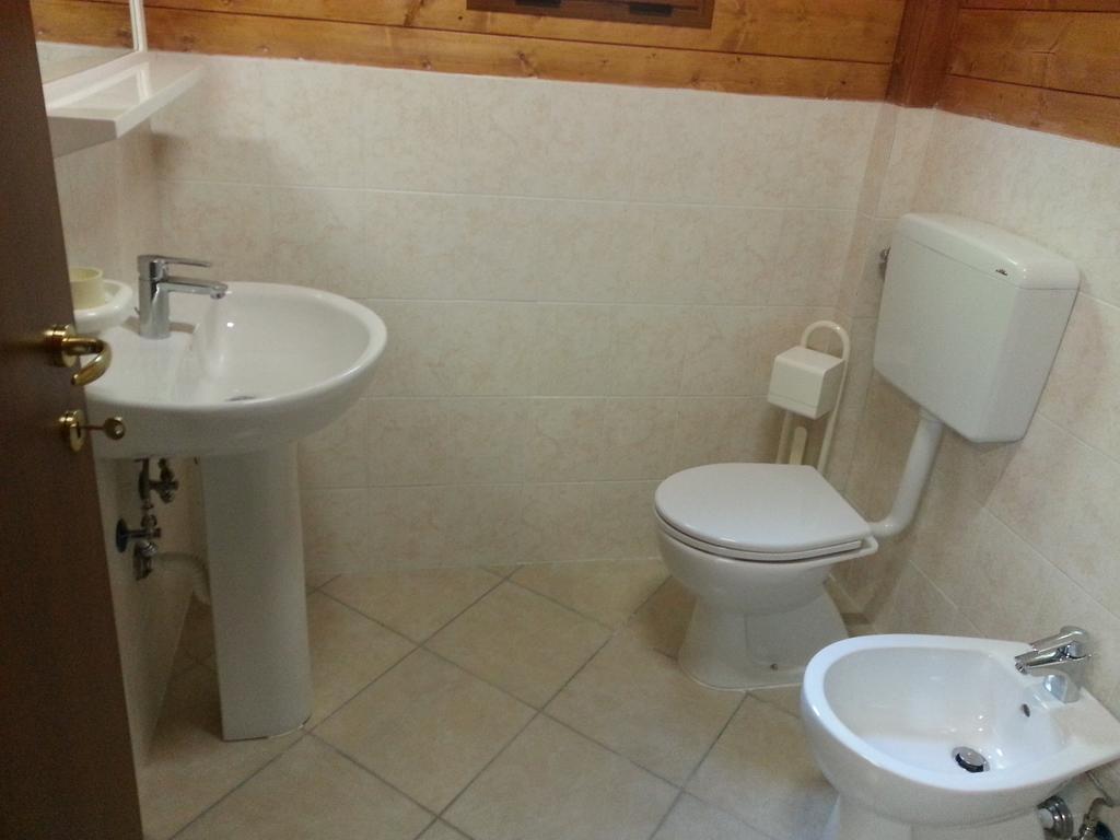 Camping Luni Marina di Massa Bilik gambar